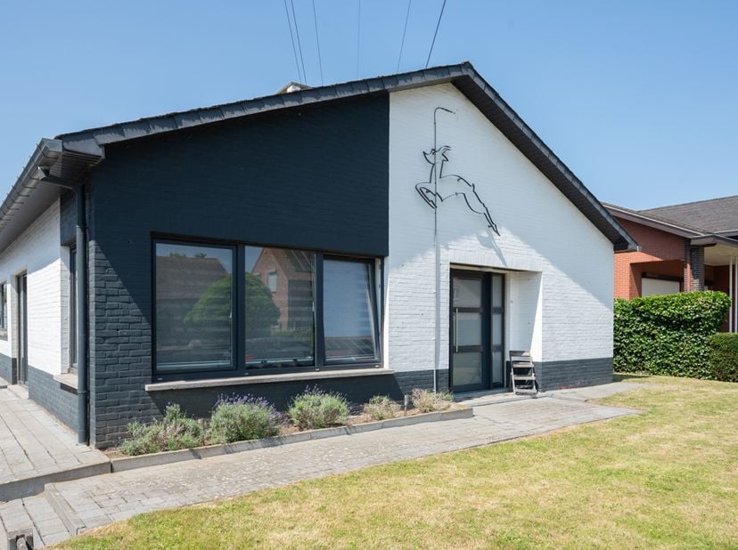 Propriété à vendre à Heusden-Zolder, Singelstraat 60, immeuble résidentiel ouvert avec jardin, 3 chambres. EPC D (pas d&#039;obligation de rénovation), non