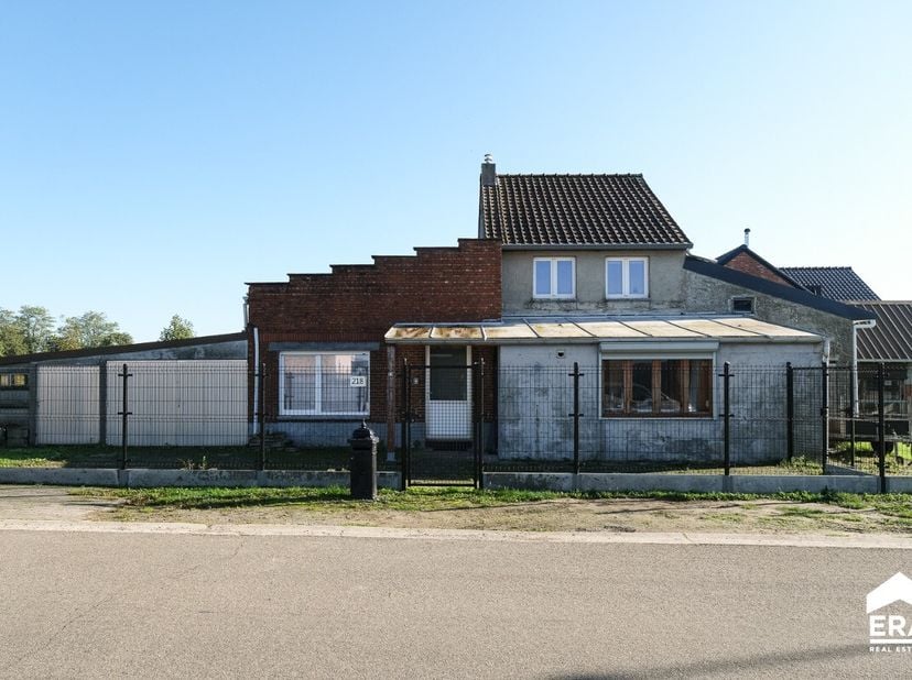 [[ CE BIEN PARTICIPE À LA JOURNÉE MAISONS OUVERTES ERA LE 15/3 DE 16:00 À 17:00 ]]&lt;br /&gt;
Ce bien participe à la Journée Maisons Ouvertes ERA. Visitabl