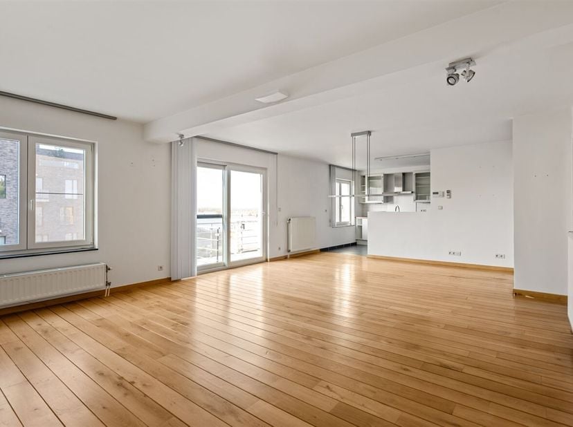 Ruim, energiezuinig appartement met zicht op de Schelde in Hemiksem&lt;br /&gt;
Op zoek naar rust, ruimte en een prachtig uitzicht op het water? Dan is dit