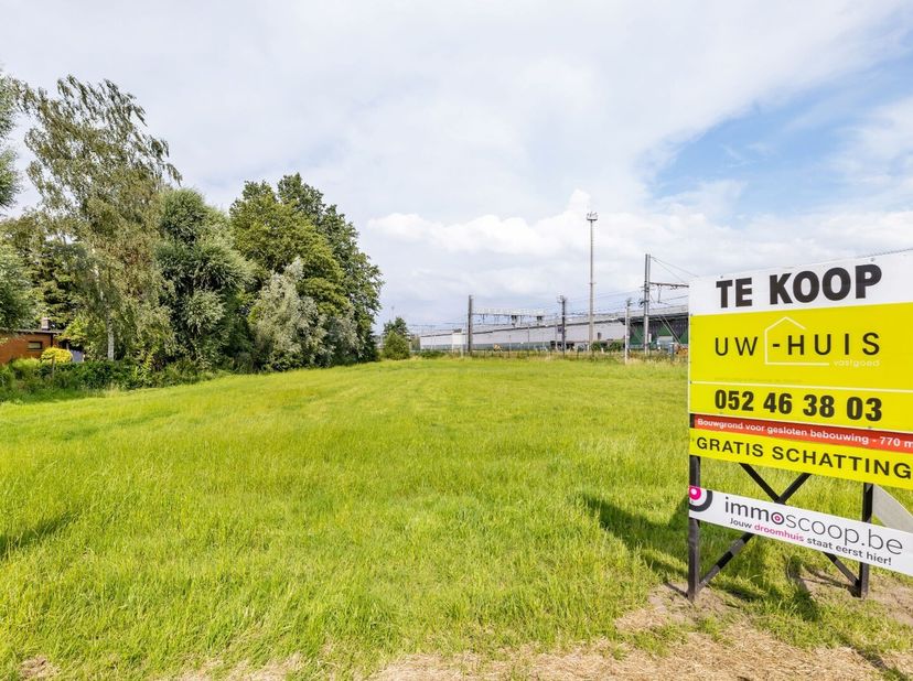 Terrain à vendre
                    à 9100 Sint-Niklaas