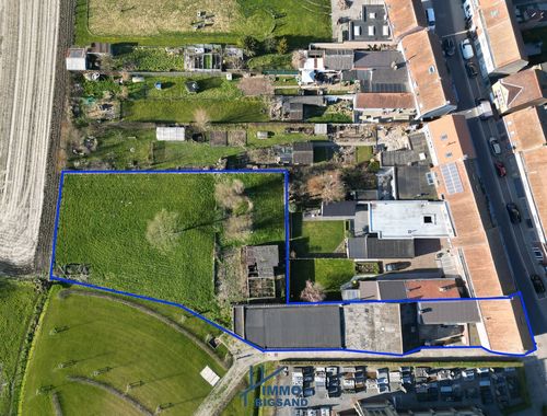                                         Magazijn met woonst te koop in Zandvoorde, € 395.000
