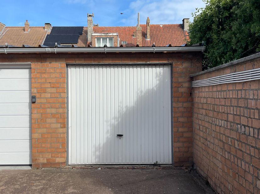 Garage à vendre
                    à 8400 Oostende
