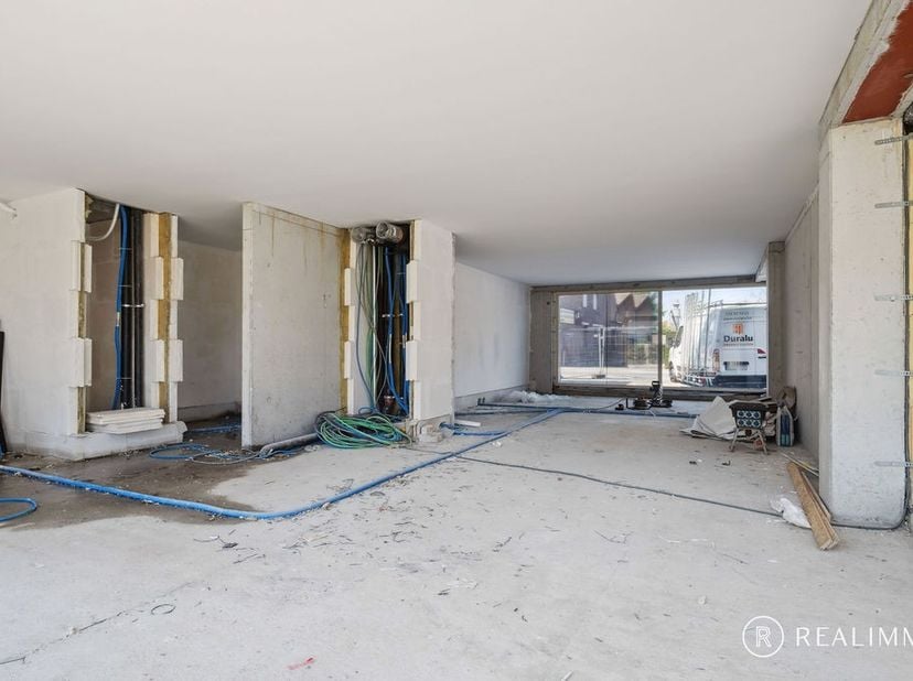 Ontdek dit uitstekend gelegen handelspand van 116 m², gelegen op de historische site van de voormalige feestzaal De Rembrandt.&lt;br /&gt;
Het nieuwe projec