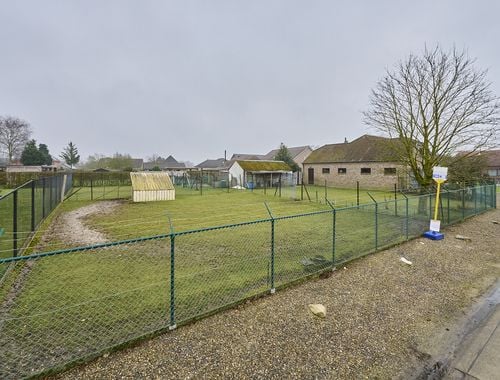                                         Terrain à bâtir à vendre à Peer, € 160.000
