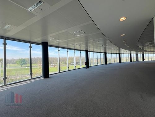                                         Espace de bureaux à louer à Grimbergen, € 6.073,33
