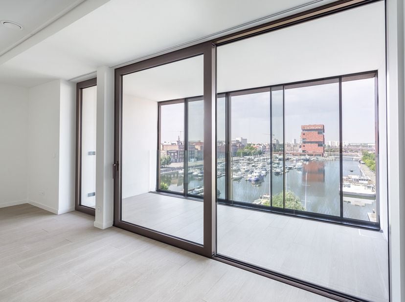 Luxe studio aan het Willemdok, Eilandje&lt;br /&gt;
Zoekt u een appartement met een verbluffend uitzicht?&lt;br /&gt;
Het zicht vanuit dit appartement zal u omver