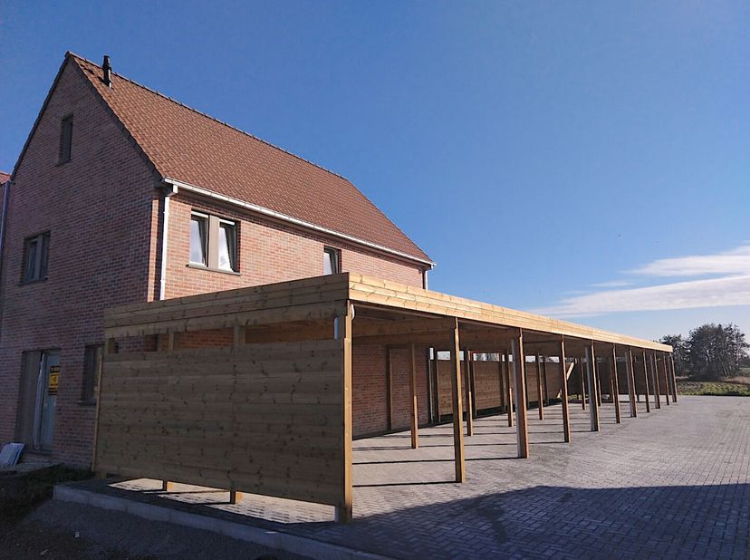 Garage à vendre
                    à 8820 Torhout