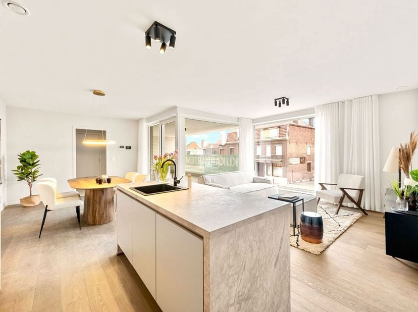 Appartement te koop
                    in 8570 Vichte