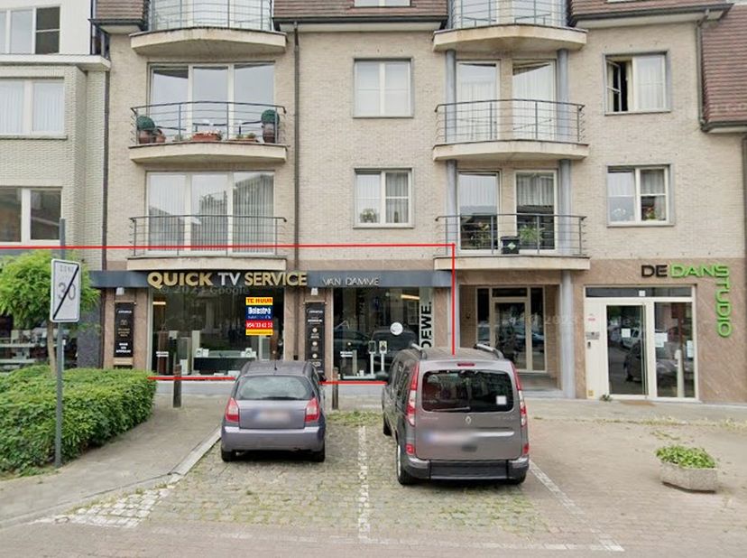 Bien professionnel à louer
                    à 9620 Zottegem