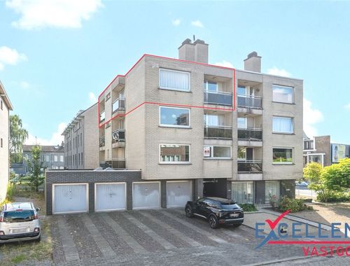                                         Appartement à vendre à Sint-Amandsberg, € 233.000
