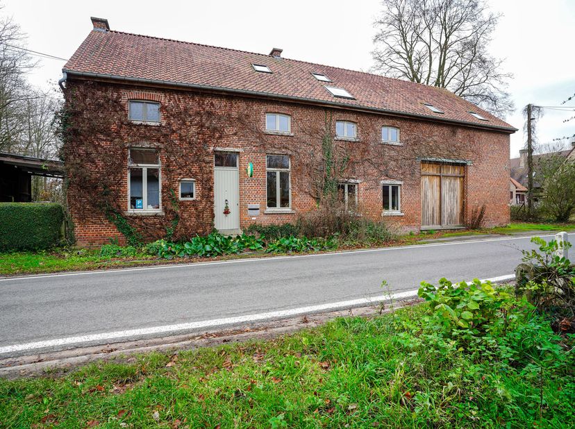 Meer info? https://breemstraat49.hellohome.be/&lt;br /&gt;
Meteen een afspraak? Contacteer de eigenaar op 0473 66 78 63&lt;br /&gt;
Welkom in deze authentieke hoe