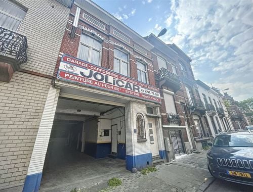                                         Bâtiment d’entreprise à vendre à Schaerbeek, € 1.220.000
