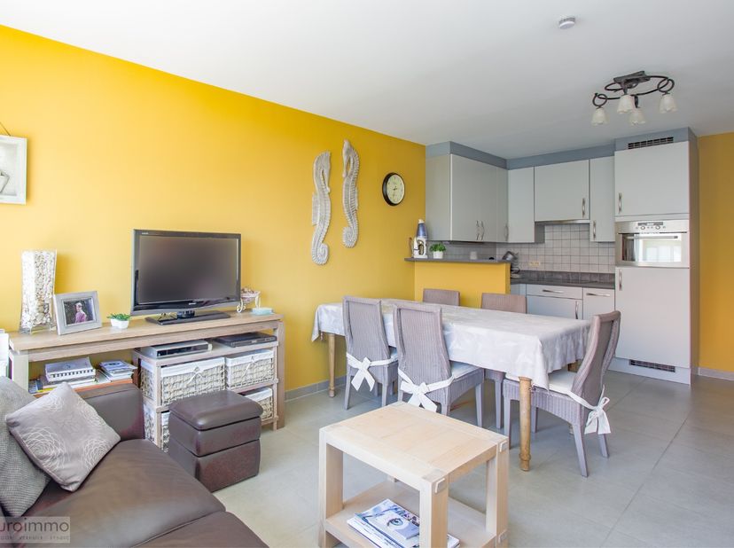 Cet appartement regorge d’atouts !&lt;br /&gt;
&lt;br /&gt;
Commençons par le plus grand cliché immobilier : l’emplacement. Ici, il est tout simplement exceptionn