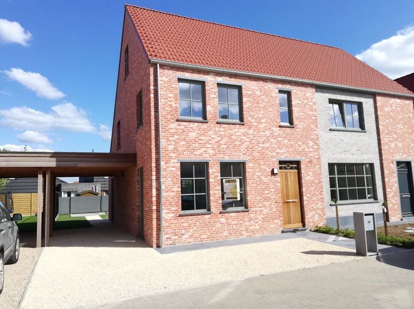 Maison à louer
                    à 9850 Landegem