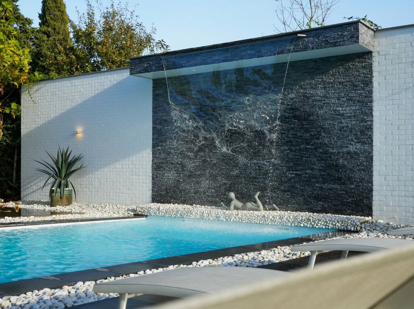 Villa de Luxe Unique à Vendre à Marke  Vivre dans le Style et le Confort&lt;br /&gt;
Cette magnifique villa située à Marke est un exemple parfait de vie mod