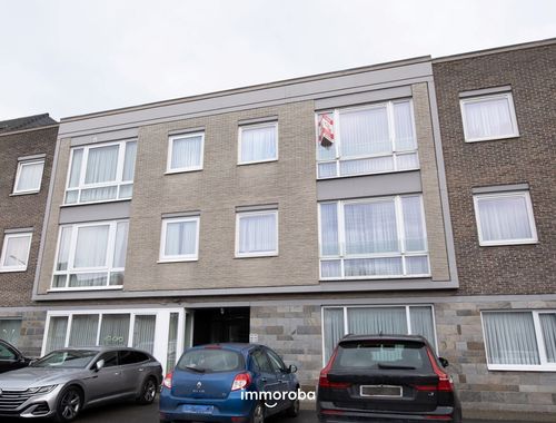                                         Penthouse à louer à Olsene, € 730
