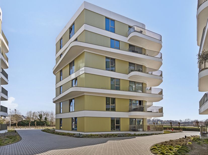 Appartement récemment construit à vendre dans le projet Brig in Boom&lt;br /&gt;
mise en page:&lt;br /&gt;
- hall d&#039;entrée&lt;br /&gt;
- salon avec cuisine ouverte&lt;br /