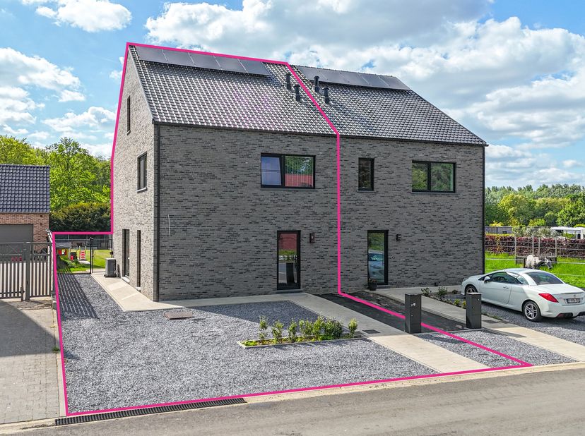 Bij ImmoFusion 7/7 &quot;open huis&quot; : klik op onze 3D-TOUR.&lt;br /&gt;
Ervaar vastgoed alsof je er zelf doorloopt!&lt;br /&gt;
Welkom in deze schitterende halfopen BE