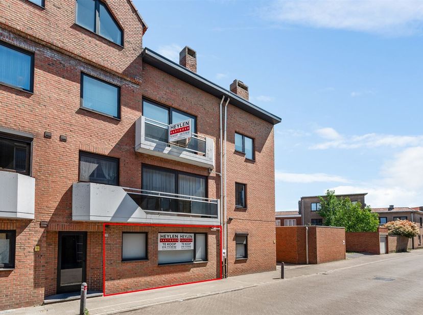 Appartement met 2 slaapkamers op centrale locatie in Turnhout&lt;br /&gt;
Locatie:&lt;br /&gt;
Deze locatie biedt een uitstekende bereikbaarheid dankzij de nabijh
