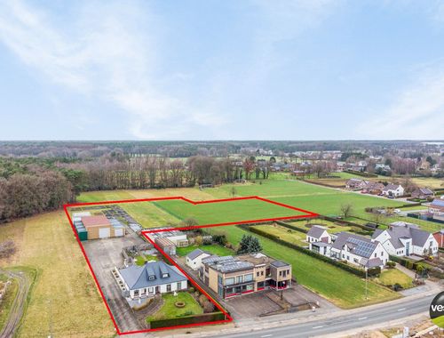                                         Magazijn met woonst te koop in Opglabbeek, € 649.000
