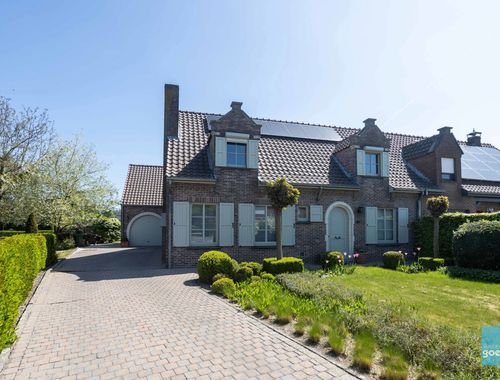                                         Maison à vendre à Wichelen, € 485.000
