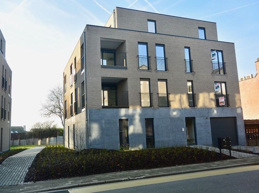 Leuk appartement op de tweede verdieping met 1 slaapkamer !&lt;br /&gt;
&lt;br /&gt;
Indeling : Inkomhal , apart toilet ,slaapkamer met aansluitende badkamer , wo