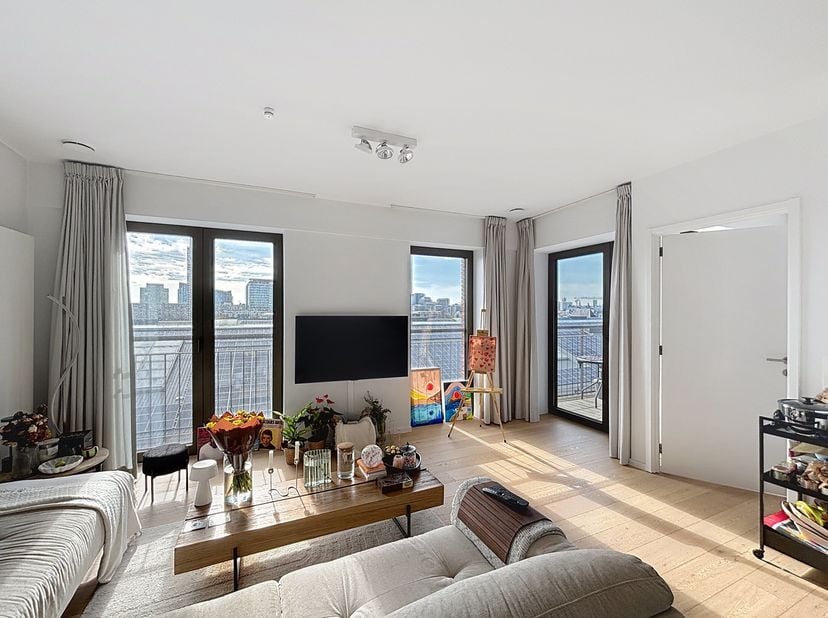 Appartement 1 chambre récemment construit à louer situé au 7ème étage de l&#039;immeuble Brooklyn à côté du nouveau hotspot bruxellois «Gare Maritime». Cet
