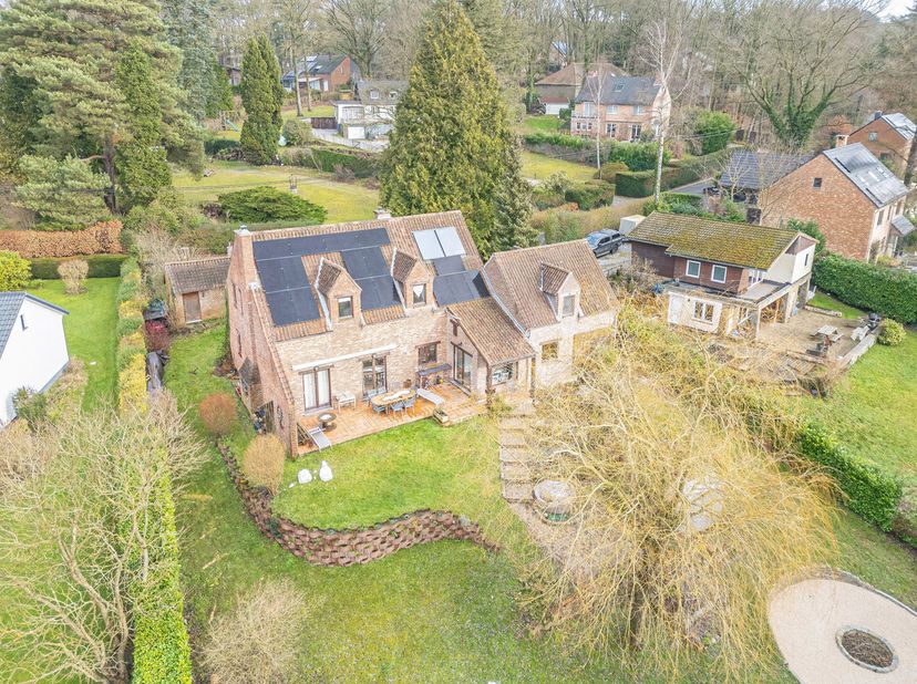 *** OPTION - DANS L&#039;ATTENTE DE LA SIGNATURE DU COMPROMIS *** TRIOR Rixensart vous invite à découvrir cette villa dexception, nichée dans un quartier r