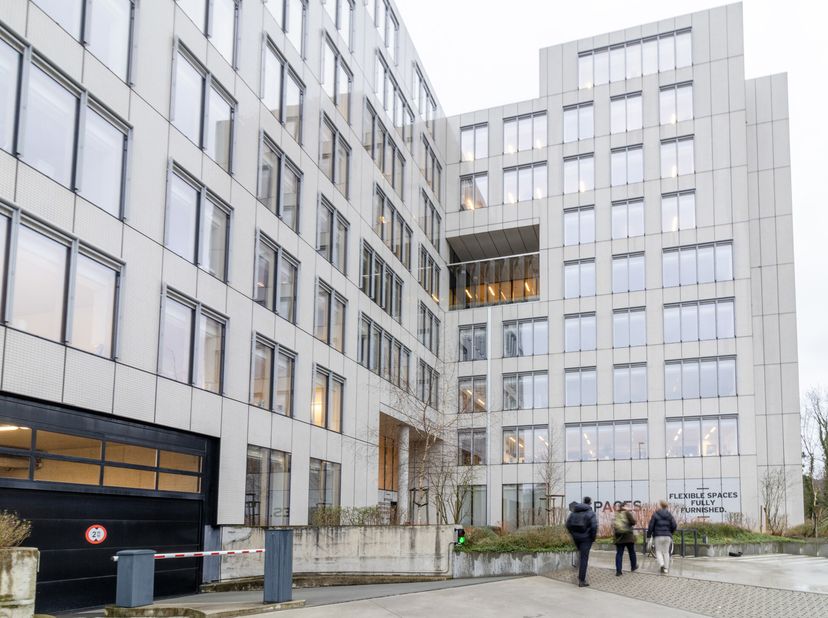 Hermann-Debroux 54 | 2 min van de Ring Est &amp; E411 | Mooie modulaire kantoorruimte | 538 m² | Ideaal gelegen (vlakbij de Zonienwoud / Brussel) : Gemakk