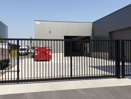                                         Commercieel Gebouw te huur in Baulers, € 4.800
