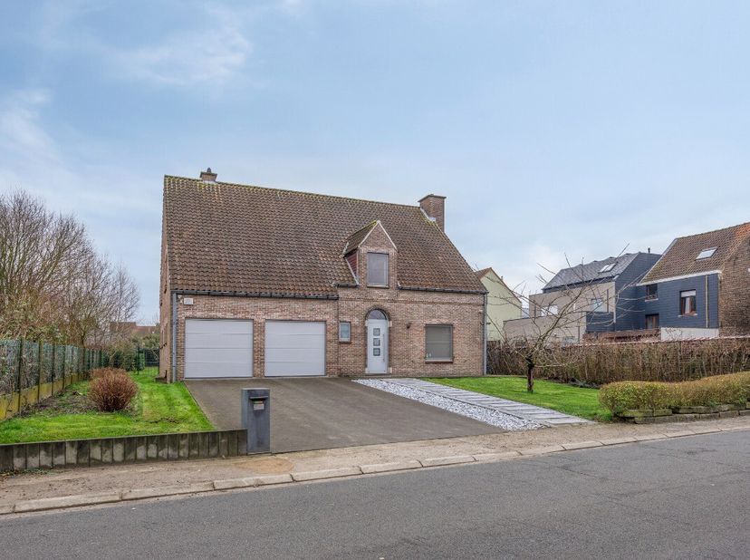 [[ CE BIEN PARTICIPE À LA JOURNÉE MAISONS OUVERTES ERA LE 15/3 DE 11:00 À 12:00 ]]&lt;br /&gt;
Ce bien participe à la Journée Maisons Ouvertes ERA. Visitabl