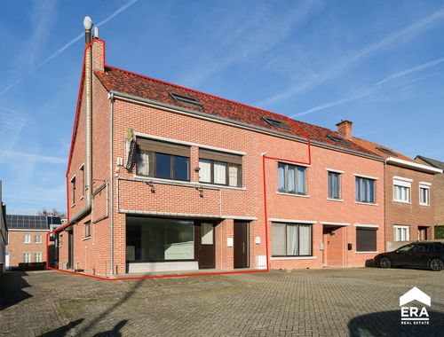                                         Bien commercial avec habitation à vendre à Tongeren, € 379.000

