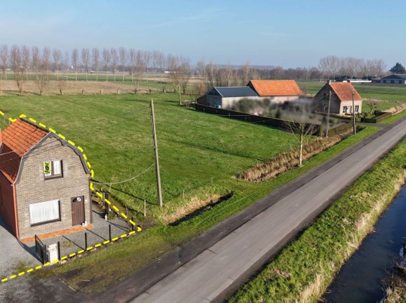 Dit pand wordt aangeboden door Vastgoed Select &lt;br /&gt;
Voor meer informatie, extra foto’s en een uitgebreide beschrijving, gaan naar onze website Vastg