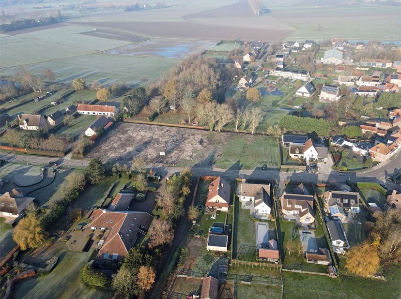 Kleinschalige verkaveling te koop in het rustige en landelijke Middelburg.&lt;br /&gt;
&lt;br /&gt;
De verkaveling is goed en rustig gelegen te Middelburg (Maldeg