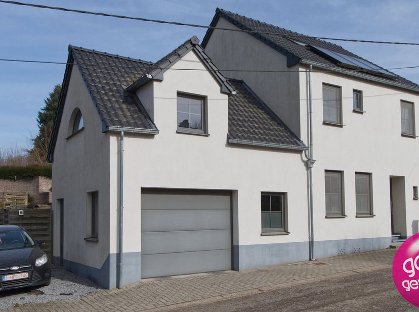 MODERNE, ENERGIEZUINIGE WONING  INSTAPKLAAR met slechts enkele afwerkingen.&lt;br /&gt;
Ben jij die enthousiaste doe-het-zelver die deze bijna afgewerkte mo