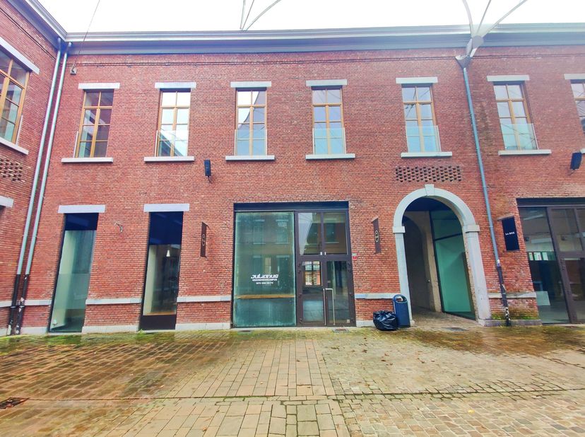 Exclusieve commerciële ruimtes te huur in het hart van Tongeren&lt;br /&gt;
Bent u op zoek naar de perfecte locatie voor uw gezondheidsgerichte onderneming?