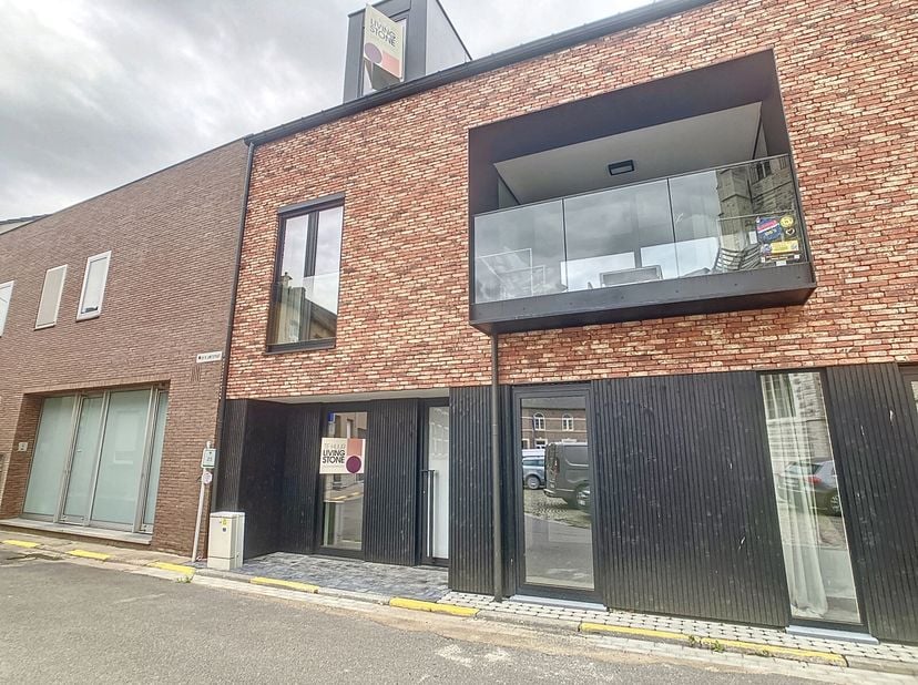 Prachtig gelijkvloers appartement te huur met 2 slaapkamers in residentie De Dry Croonen!&lt;br /&gt;
Dit pareltje bestaat uit een lichtrijke leefruimte, vo