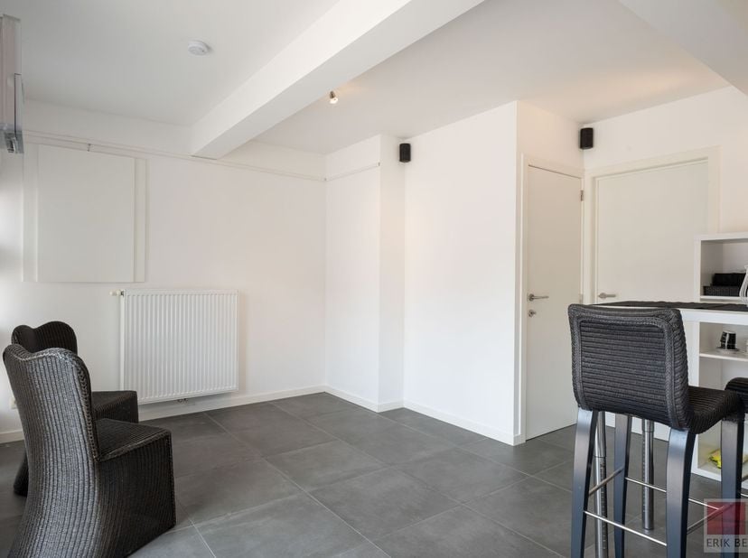 Bien professionnel à vendre
                    à 3621 Rekem