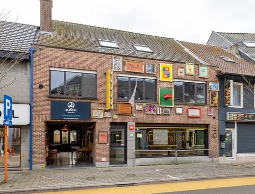                                         Handelspand met woonst te koop in Assenede, € 480.000
