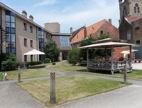                                         Serviceflat te huur in Aartrijke, € 840
