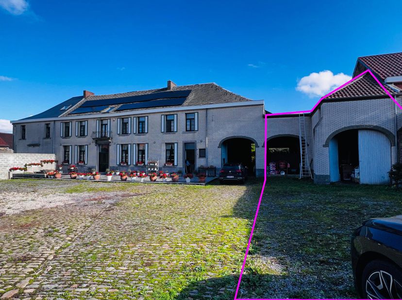 REF-780 - Wihéries (Dour) - 7370 - Maison de Caractère avec dépendances sur 292 CASurface Bâtie de 100M2 sur 2,92 AresToiture récente, égouttage et im