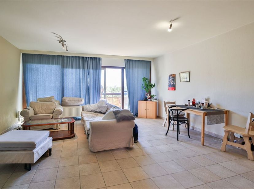 Dans un endroit calme à Edegem, entouré de verdure, nous vous proposons cet appartement énergétiquement efficace (89m²) avec 3 chambres à coucher et u