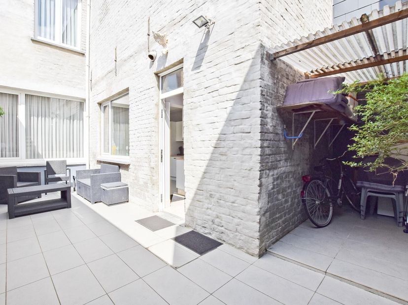 Ruime gezinswoning/vakantiewoning  in Nieuwpoort-Stad instapklaar op 125 m²&lt;br /&gt;
Bent u op zoek naar een topinvestering of een droomplek aan zee? Dez