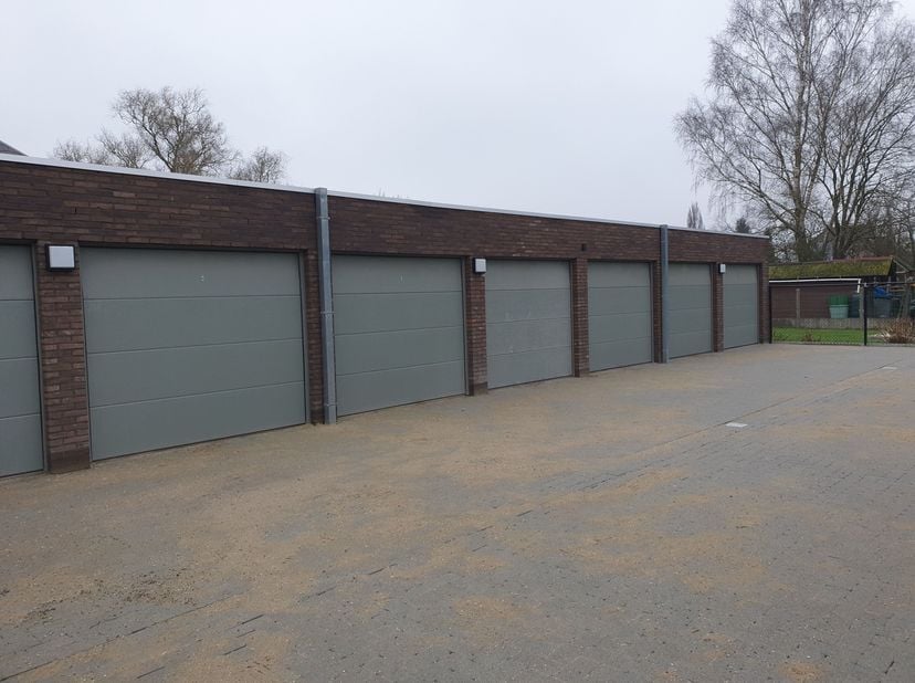 Garage à vendre
                    à 8820 Torhout