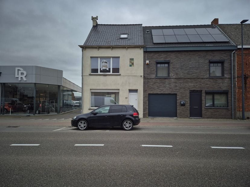 Bezoeken kunnen niet telefonisch ingepland worden, huurprofiel is verplicht:&lt;br /&gt;
Klik op BEZOEK AANVRAGEN op onze website (www.immo-zone.be), maak e
