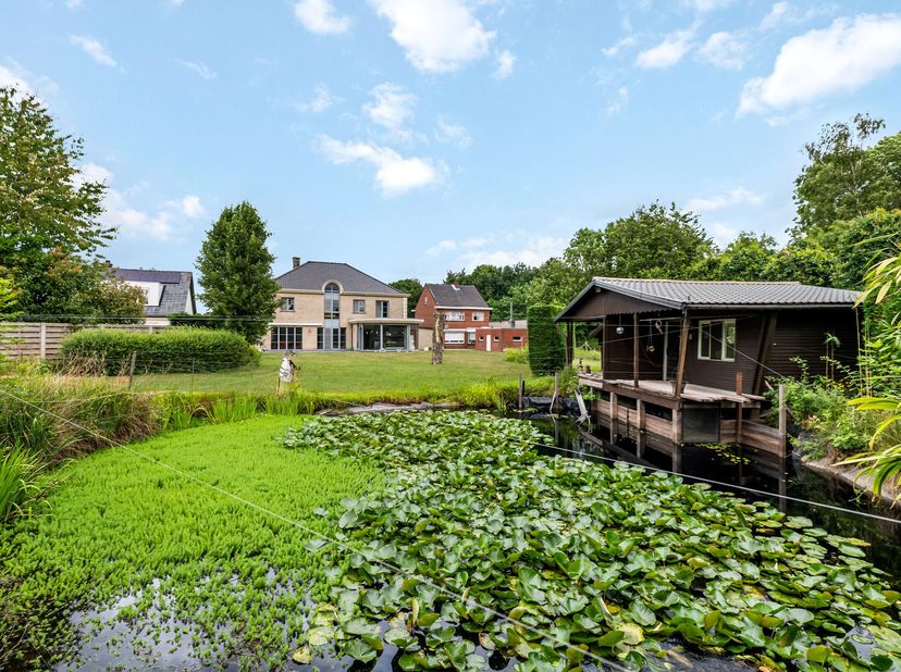 Maison à vendre
                    à 2328 Meerle