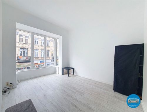                                         Appartement te huur in Etterbeek, € 800

