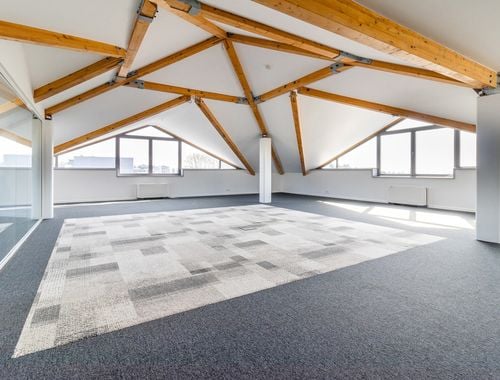                                         Immeuble de bureaux à louer à Mont-Saint-Guibert, € 2.800
