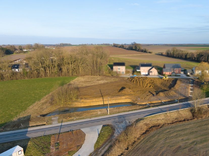 Ontdek deze uitzonderlijk ruime villabouwgronden in een groene en residentiële omgeving in Chaumont-Gistoux.&lt;br /&gt;
&lt;br /&gt;
Gesitueerd in het binnengebi