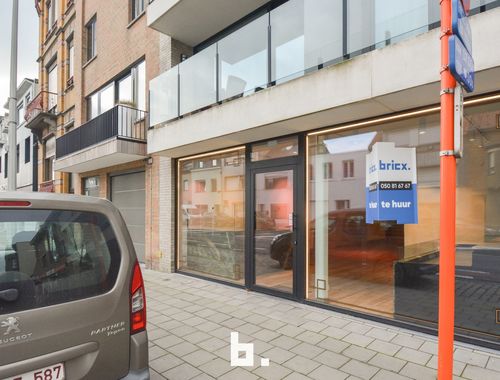                                         Commerce à louer à Uitkerke, € 890
